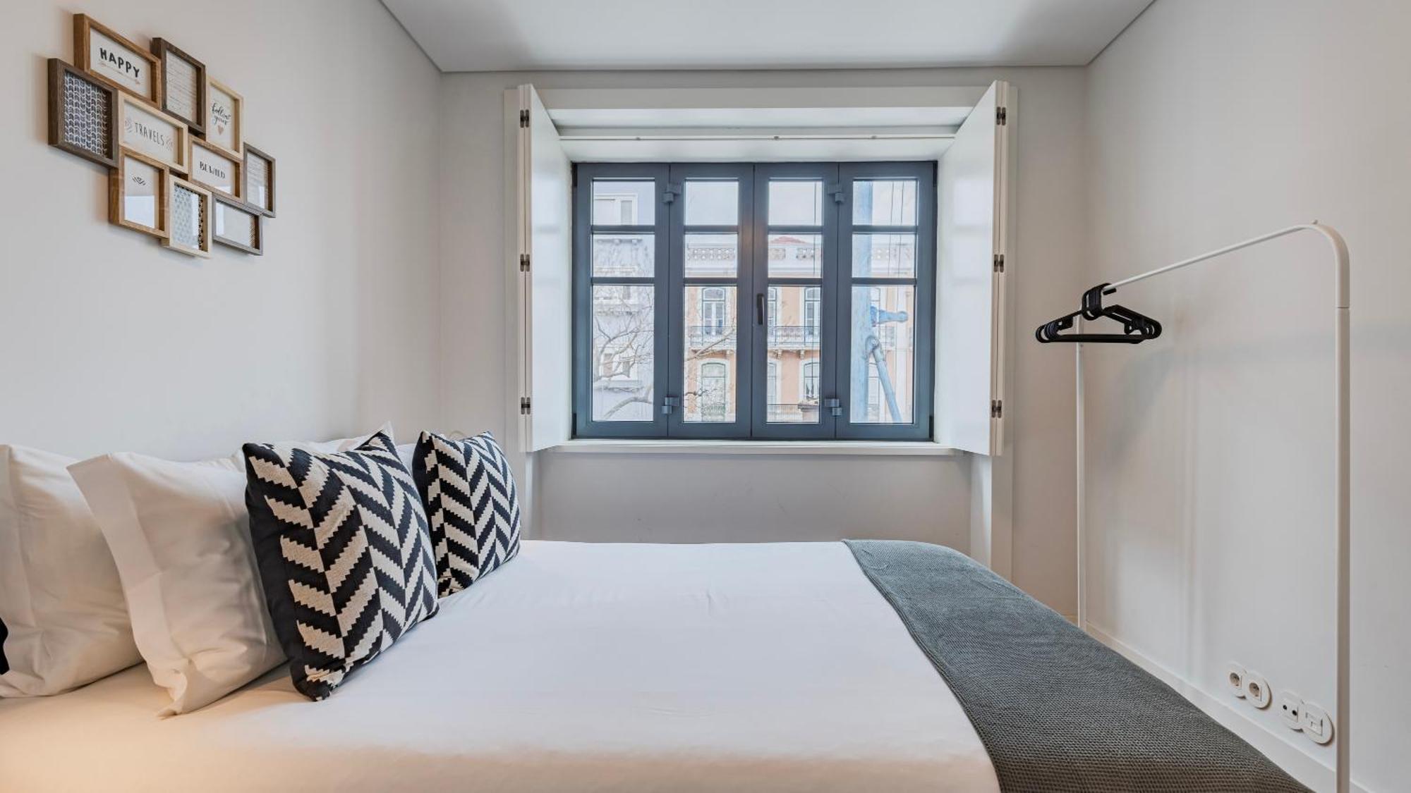 Modern And Bright By Lovelystay Apartment Lisbon